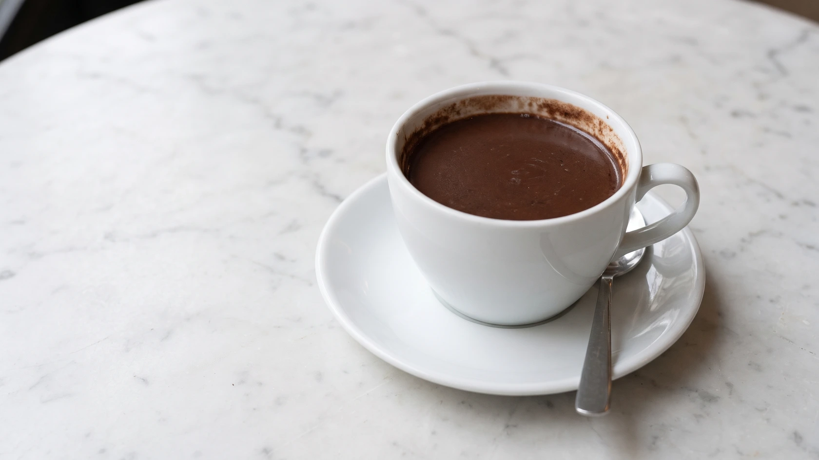 AI-made picture of Chocolat chaud à l'ancienne
