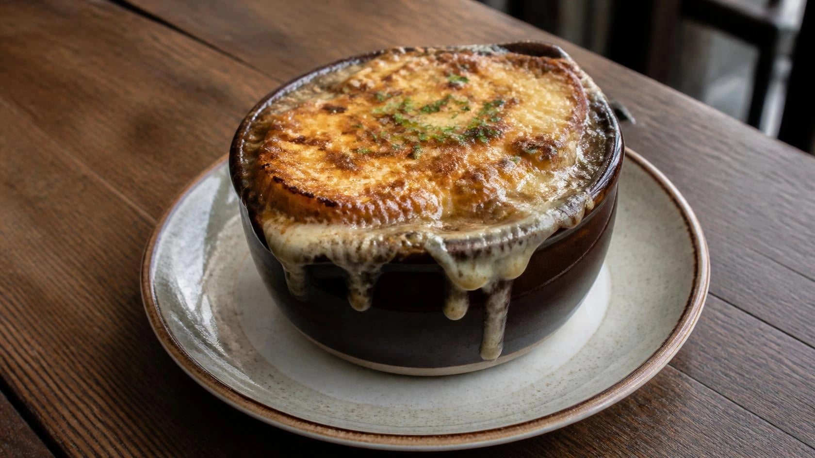 AI-made picture of Gratinée à l'oignon des Halles