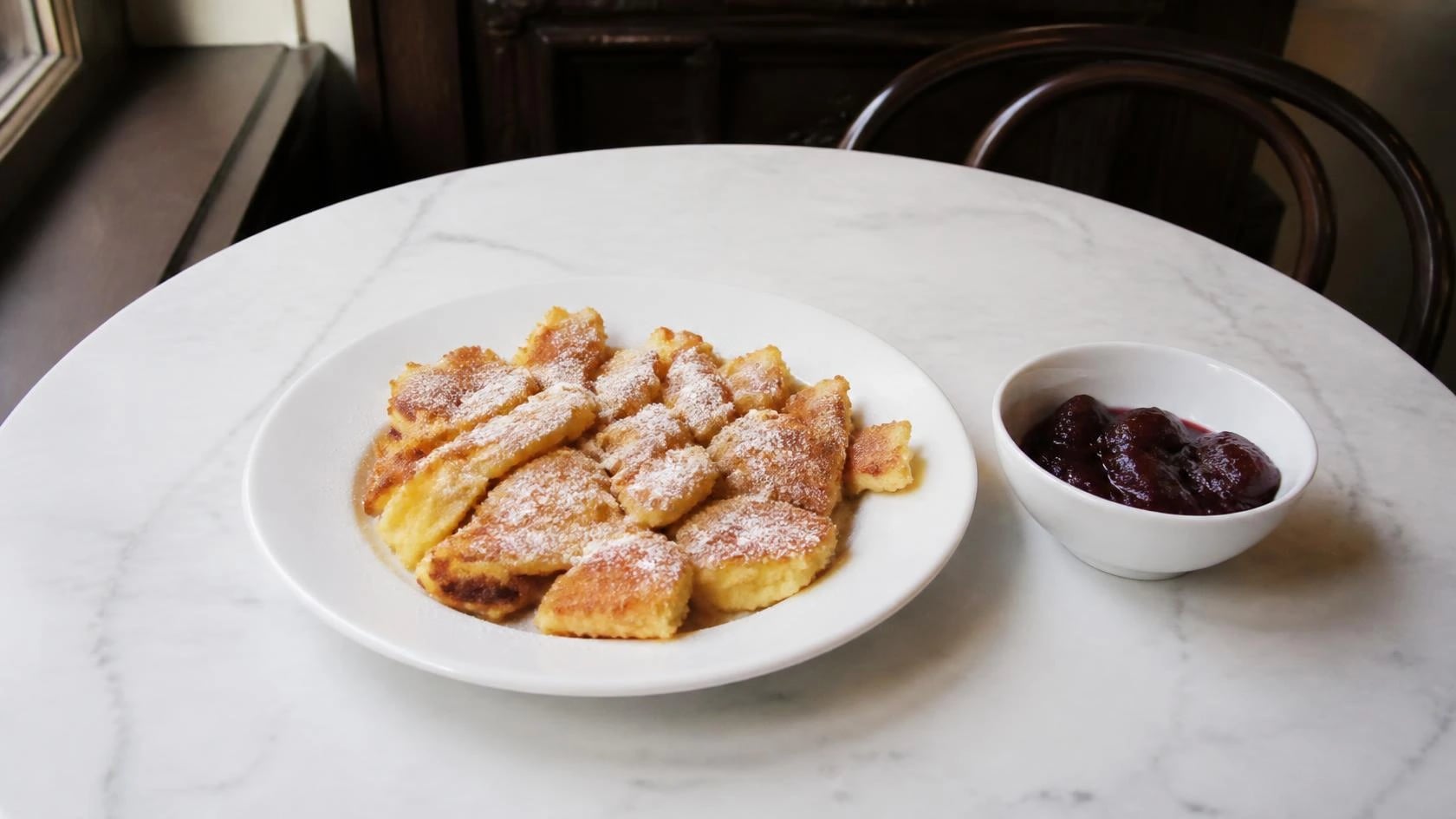 AI-made picture of Kaiserschmarrn mit Zwetschkenröster